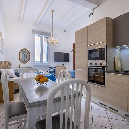 Cozy Carisma Lodging - Central, New And Independent Studio Apartment 슬리에마 외부 사진